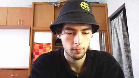 ivan_bybe online show from May 2, 10:54 am