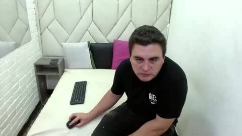 Ivan M online show from December 18, 8:09 am