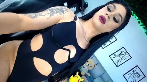 y  online show from December 29, 9:30 pm