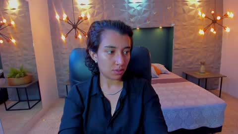 ivannacollen online show from January 28, 12:32 pm