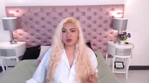 IvonnyBon online show from March 10, 3:33 am