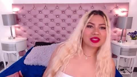 IvonnyBon online show from February 22, 4:27 am