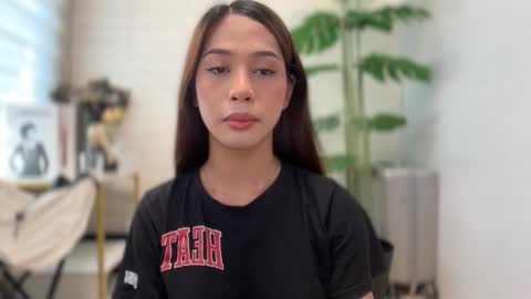 kirstenelsie online show from November 8, 4:59 am