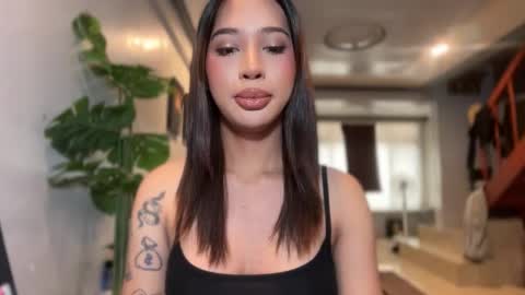 kirstenelsie online show from March 2, 6:36 am