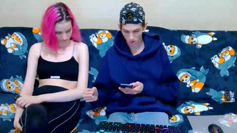 Ivy and Lester online show from September 30, 9:03 pm