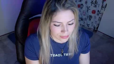 Snapshot of ivy__taylorr chatting on October 19, 12:48 am Diana Rojas  online show from October 19, 12:48 am