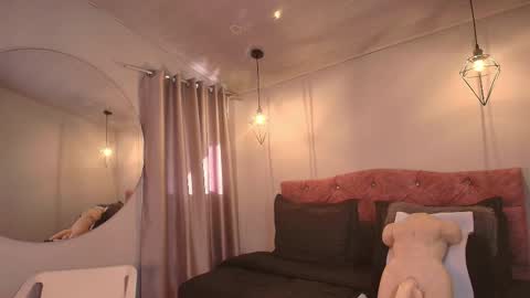 ivy_bonnie online show from November 29, 12:02 pm