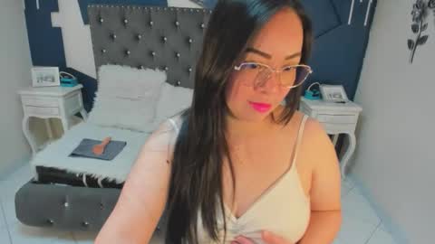 Ivy  online show from January 12, 1:40 pm