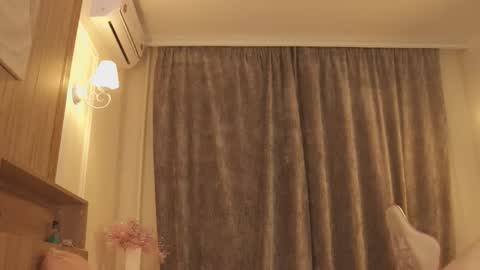 Ivy online show from March 3, 3:13 am