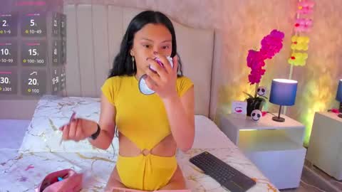 Ivy  online show from October 29, 6:52 pm