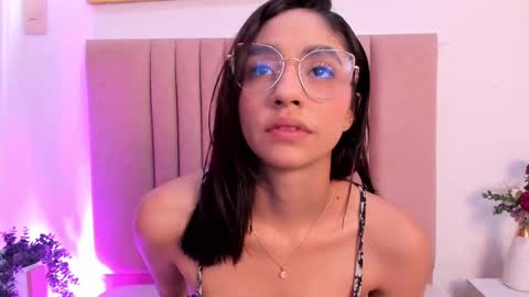 IvyJhonss online show from September 26, 12:13 pm