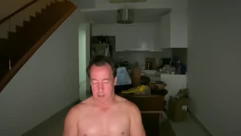 chat with me to find out online show from December 14, 7:03 am