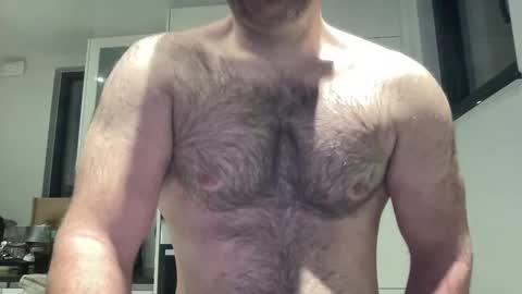 izylduur online show from January 17, 4:00 am