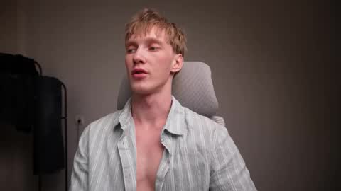 Danny online show from February 9, 6:39 am