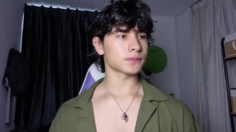 Noah online show from January 13, 2:03 pm