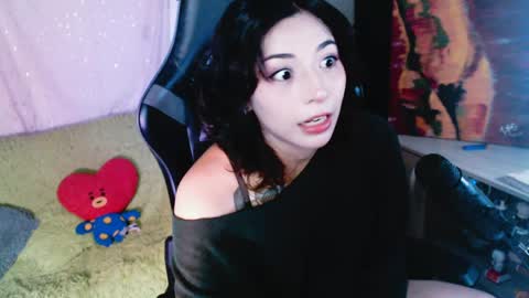 jade 18  online show from April 6, 2:31 am