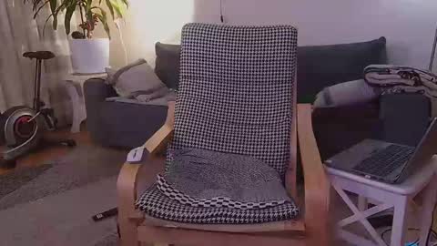 jacek___1 online show from February 24, 11:30 pm