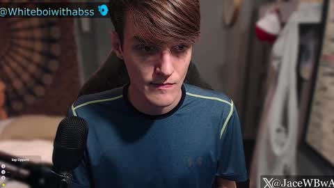 Twitter - JaceWBwA Whiteboiwithabss online show from December 6, 12:18 am