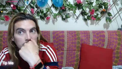 Jack and Emily online show from November 15, 10:00 pm