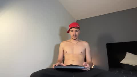 INDEPENDENT MODEL online show from June 2, 9:55 am