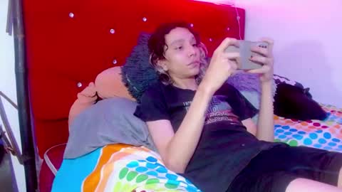 Snapshot of jack_s21 chatting on December 24, 10:39 pm Laick online show from December 24, 10:39 pm