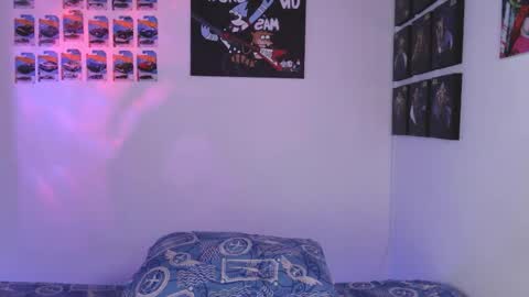 J online show from December 3, 11:22 am