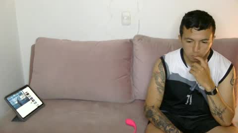 jack_zoe24 online show from June 14, 12:43 am
