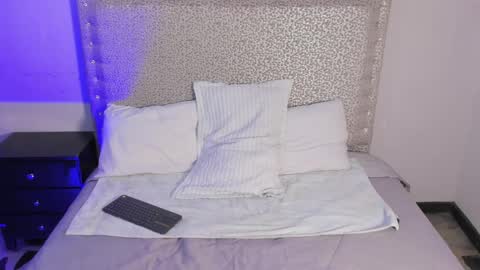 Jack White online show from February 13, 4:00 am