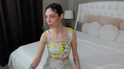 Jackie online show from March 16, 1:48 pm