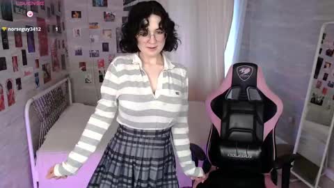 JackieApplePie online show from June 2, 12:07 pm