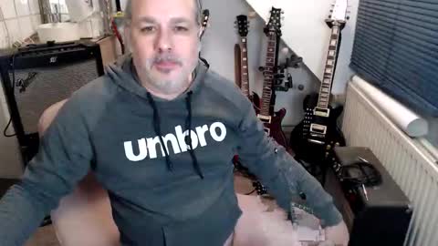 Jack independent model  online show from February 12, 5:38 pm