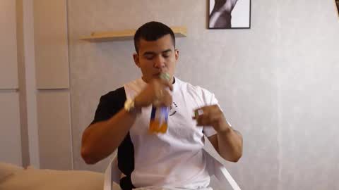 Jackson Bell online show from September 15, 11:28 pm