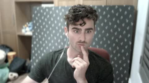 Jackson Uk online show from April 6, 6:42 pm