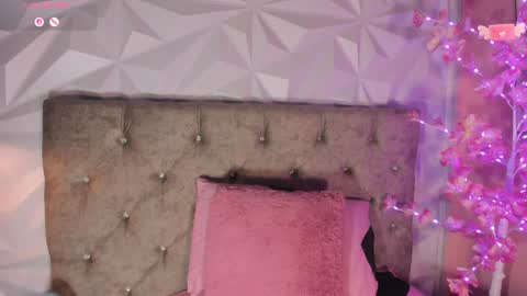 Jacky hoott online show from April 6, 12:28 pm