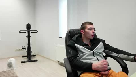 JACOB DEVON online show from April 18, 6:37 am