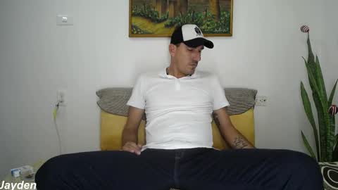 Jacob And Jayden online show from December 19, 8:04 pm