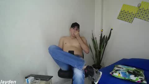 Jacob And Jayden online show from October 6, 6:37 pm