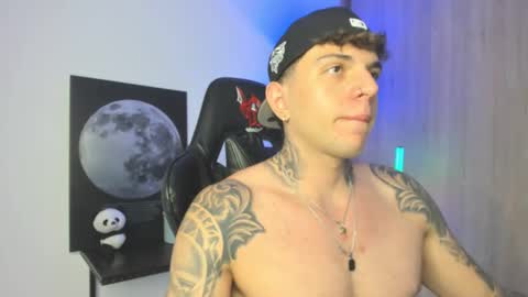 jacobb116 online show from November 9, 1:20 am