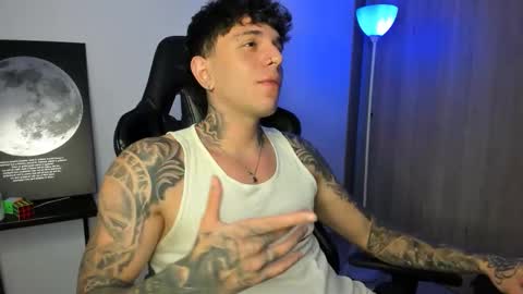 jacobb116 online show from January 8, 1:11 am