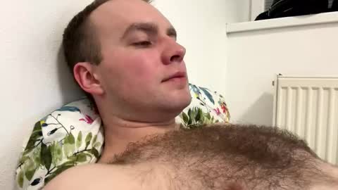 jacobhairyvip online show from April 7, 9:06 pm