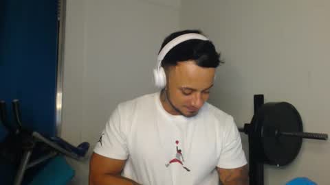 jacobjamess online show from November 13, 12:24 am