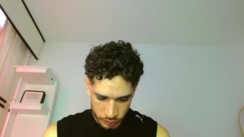 Snapshot of jacobmurphy2103 chatting on September 19, 4:44 pm JACOB  ROBIN online show from September 19, 4:44 pm