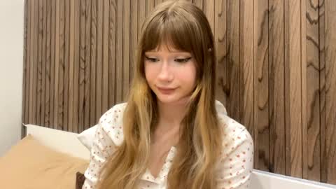 Kira online show from March 30, 4:07 pm