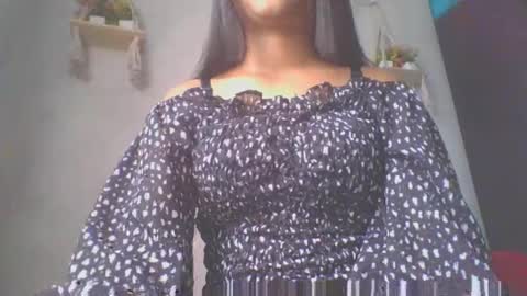 jacqueline_fernandez online show from March 8, 6:21 am