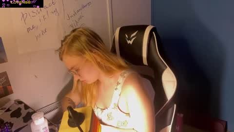 jacywinslat online show from March 3, 7:17 pm