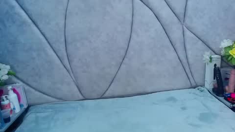 Jade online show from February 22, 6:06 am