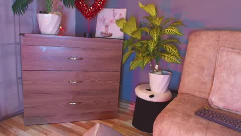  Jade Brunete  online show from May 7, 8:48 pm