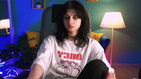 jade_castle online show from June 25, 8:03 pm