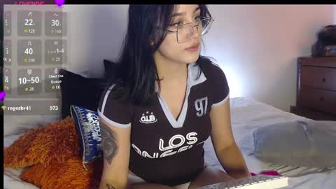 jade_evergreen_99 online show from July 10, 8:57 pm