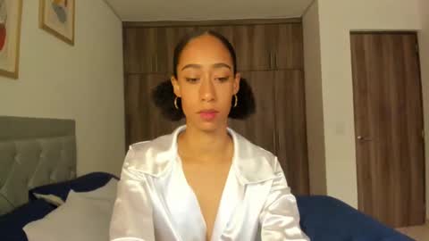 Jade smile online show from October 22, 3:57 pm